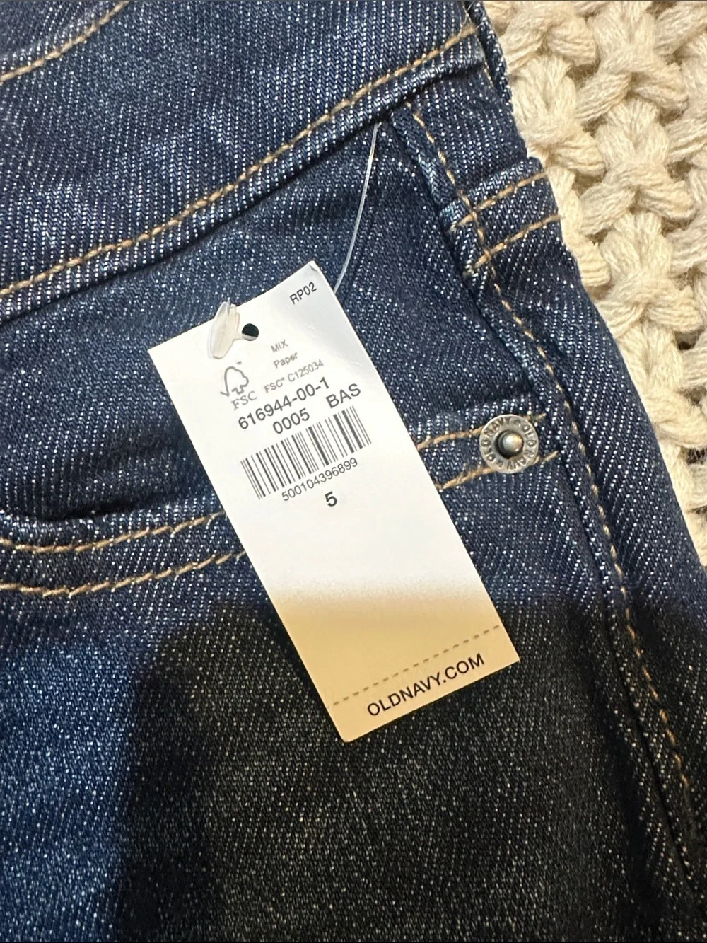 NWT Old Navy Boys Dark Blue Slim Fit Jeans w/ Distressed Knees, Slim Fit, Size 5